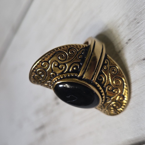 Plunder Jewelry - Plunder Gold and Black Ornate Ring